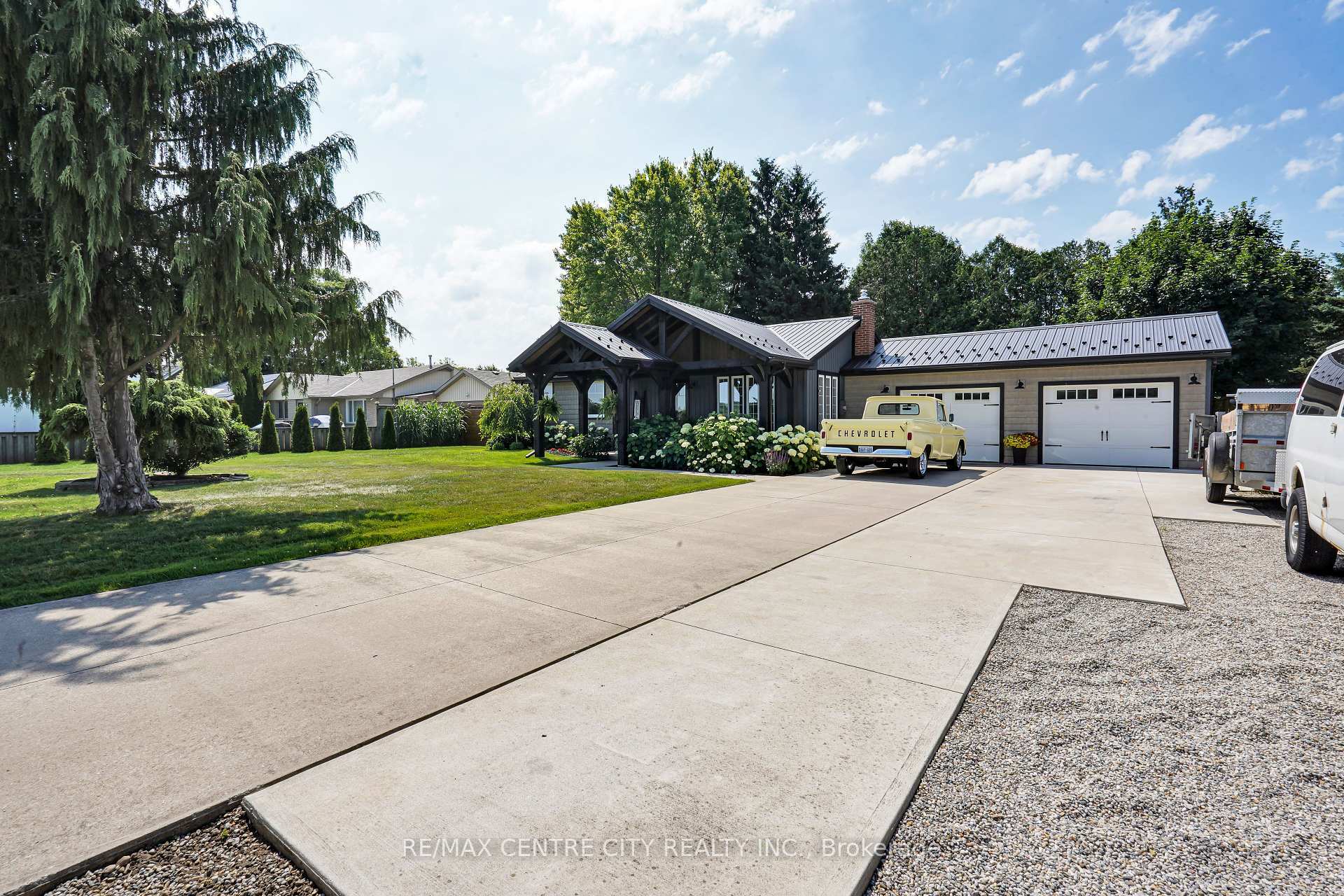 Property Photo: 42641 Southdale Line ON N5R 1C1