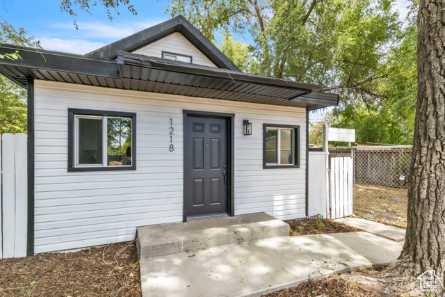 Property Photo: 1218 W 900 S UT 84104