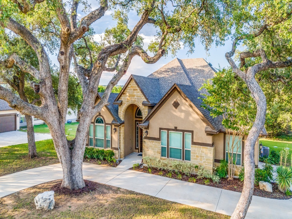 Property Photo: 5604 Copper Creek Street TX 78132