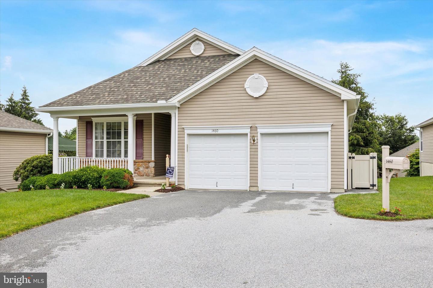 Property Photo:  1460 Quaker Ridge 1460  PA 19380 