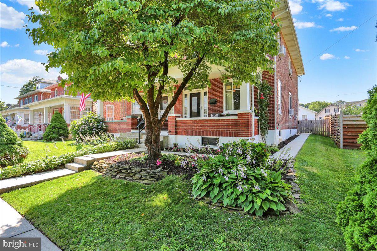 Property Photo:  110 E Smith Street  PA 19562 
