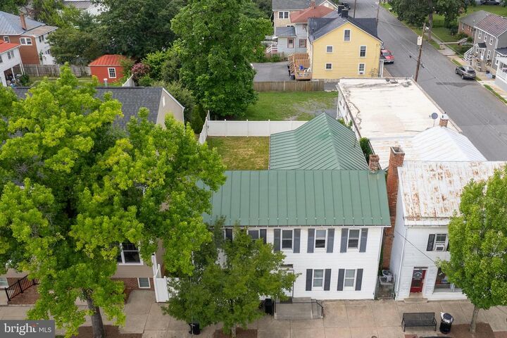Property Photo: 707 S Braddock Street VA 22601