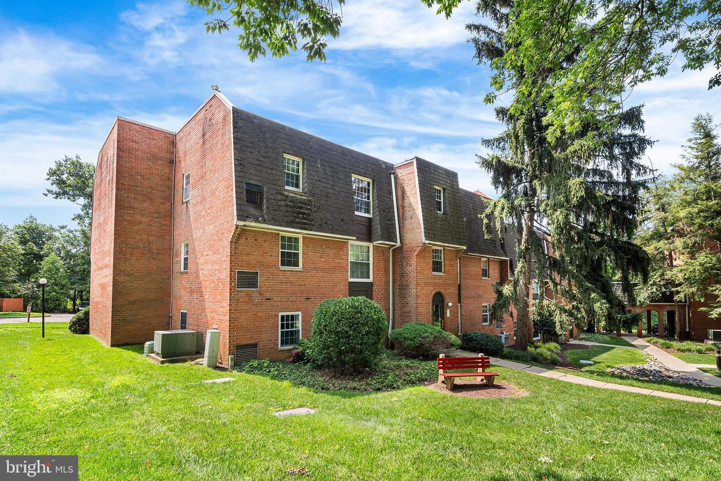 Property Photo: 4000 Gypsy Lane 401D PA 19129