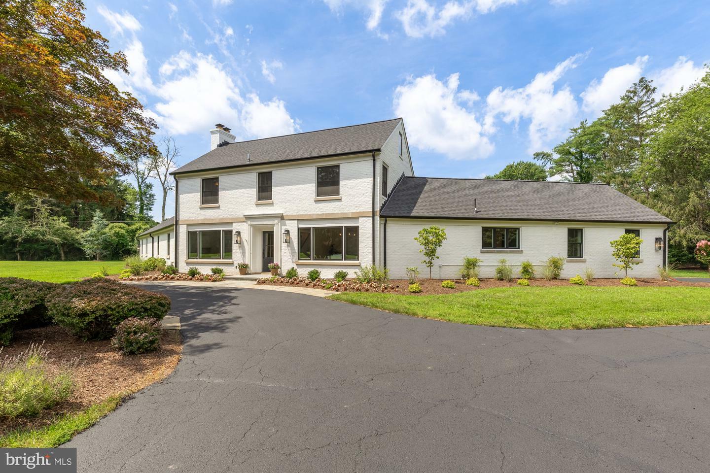 Property Photo:  10700 Alloway Drive  MD 20854 