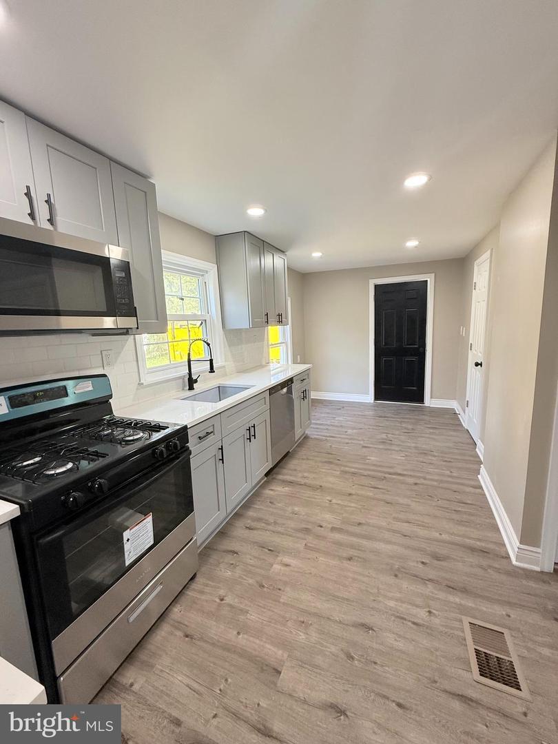 Property Photo: 35 W Church Street NJ 08012