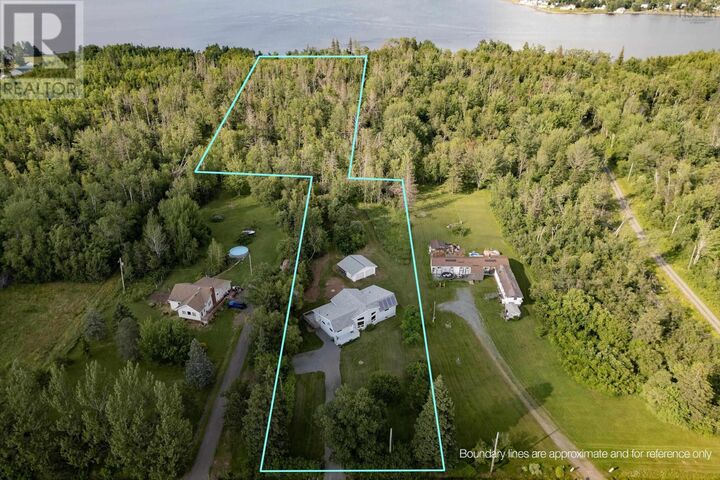 Property Photo:  9525 Highway 6  NS B0K 1L0 
