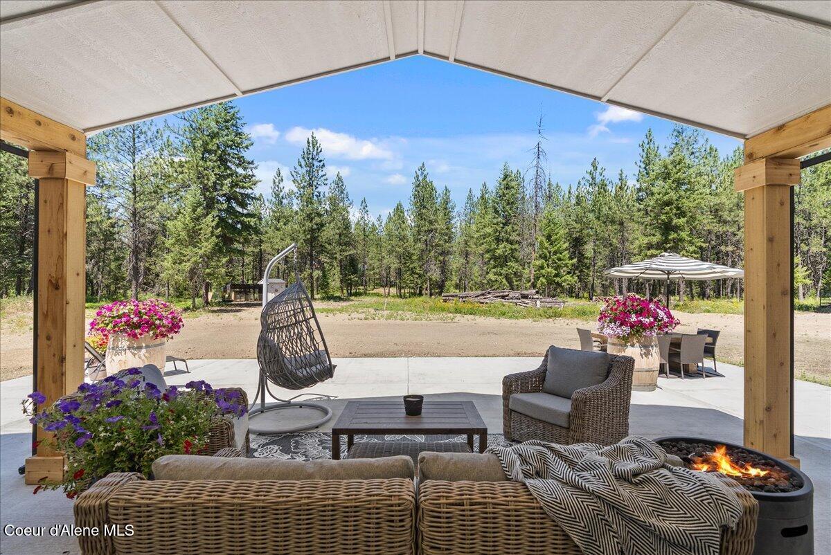 Property Photo:  388 Wyatt Ln  ID 83869 