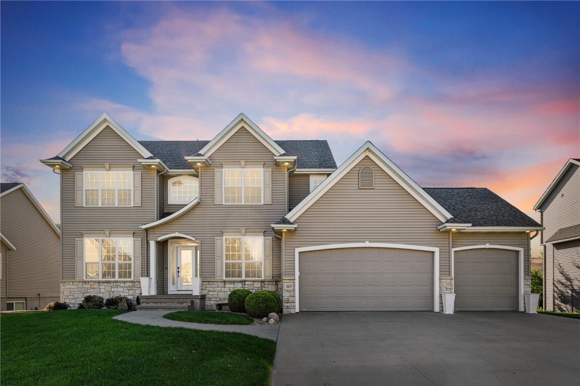 Property Photo: 3037 Brookfield Drive IA 52302