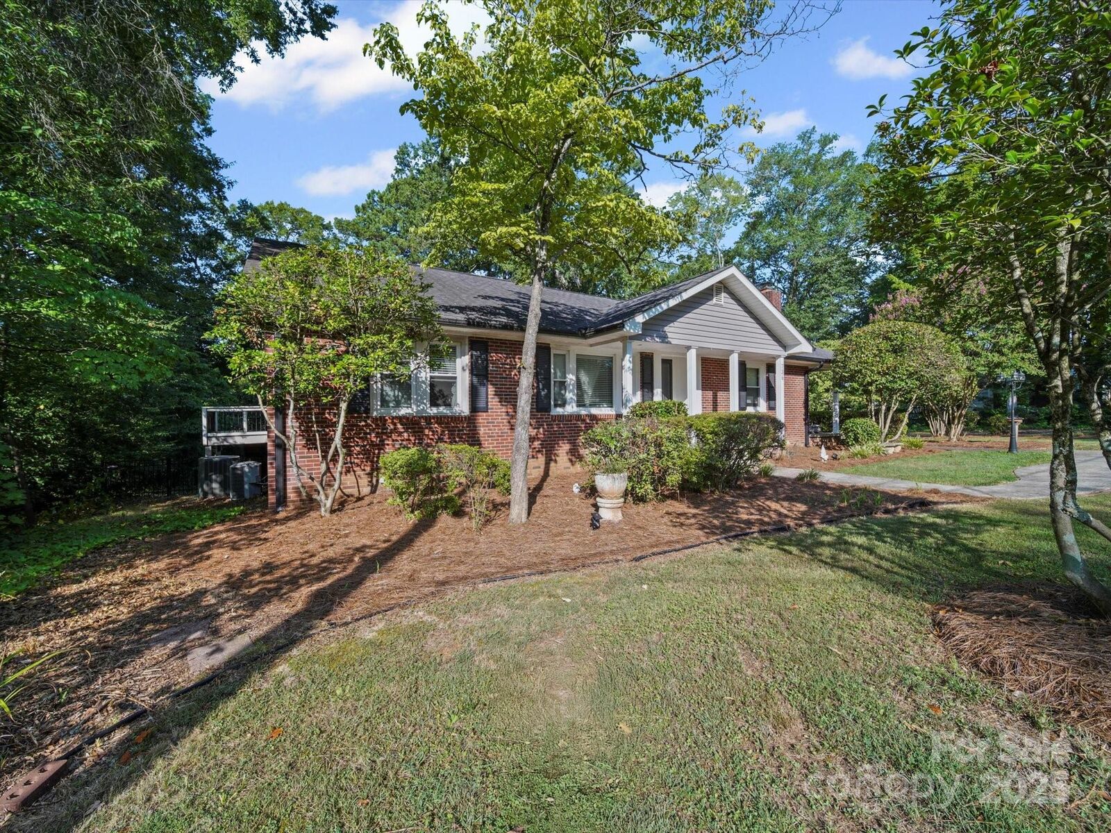 Property Photo: 736 Spring Street SW NC 28025