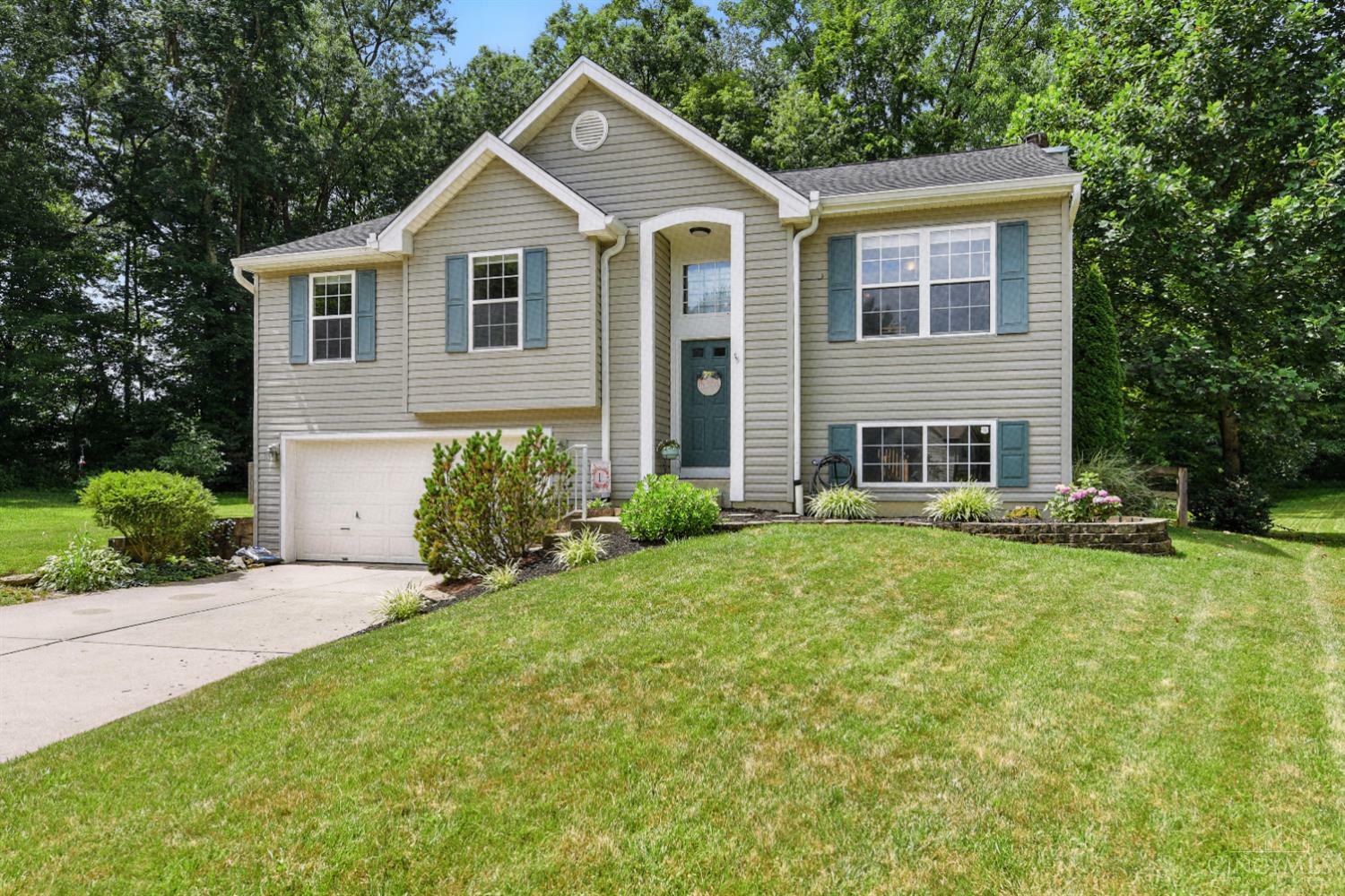 Property Photo: 3581 Creek Crossing OH 45102