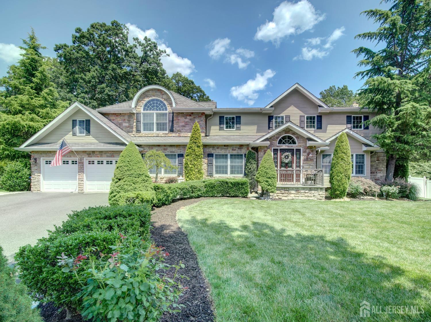 Property Photo: 7 Willis Court NJ 08816
