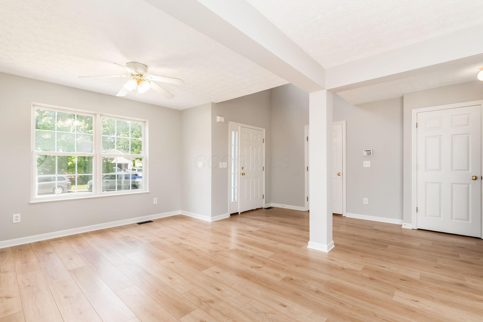 Property Photo: 7566 Covington Springs Court OH 43082