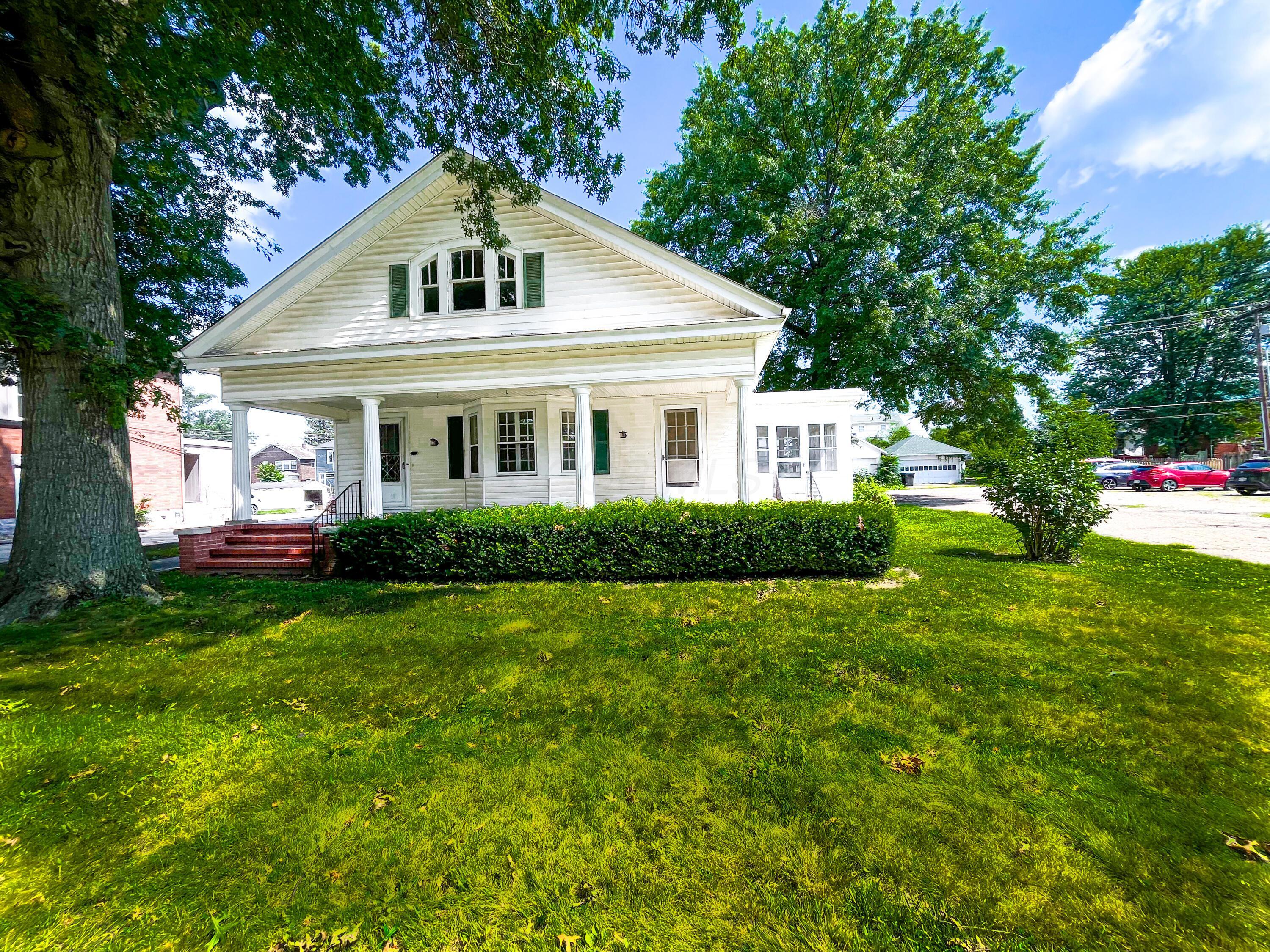 933 Adair Avenue  Zanesville OH 43701 photo