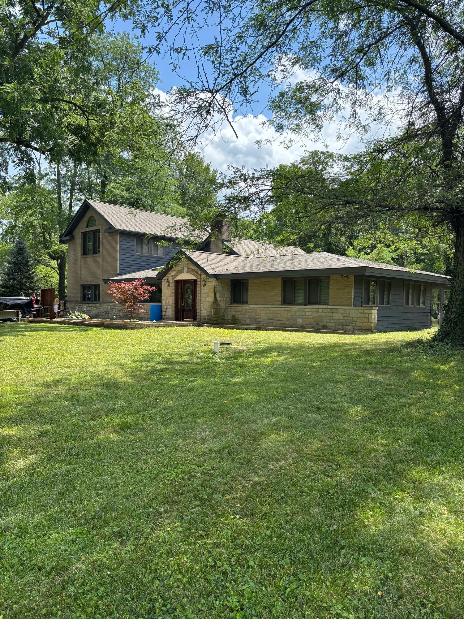 3535 Polley Road  Columbus OH 43221 photo
