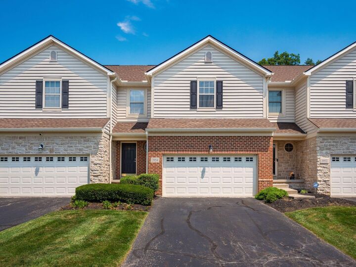 Property Photo: 3954 Stapleford Drive OH 43230