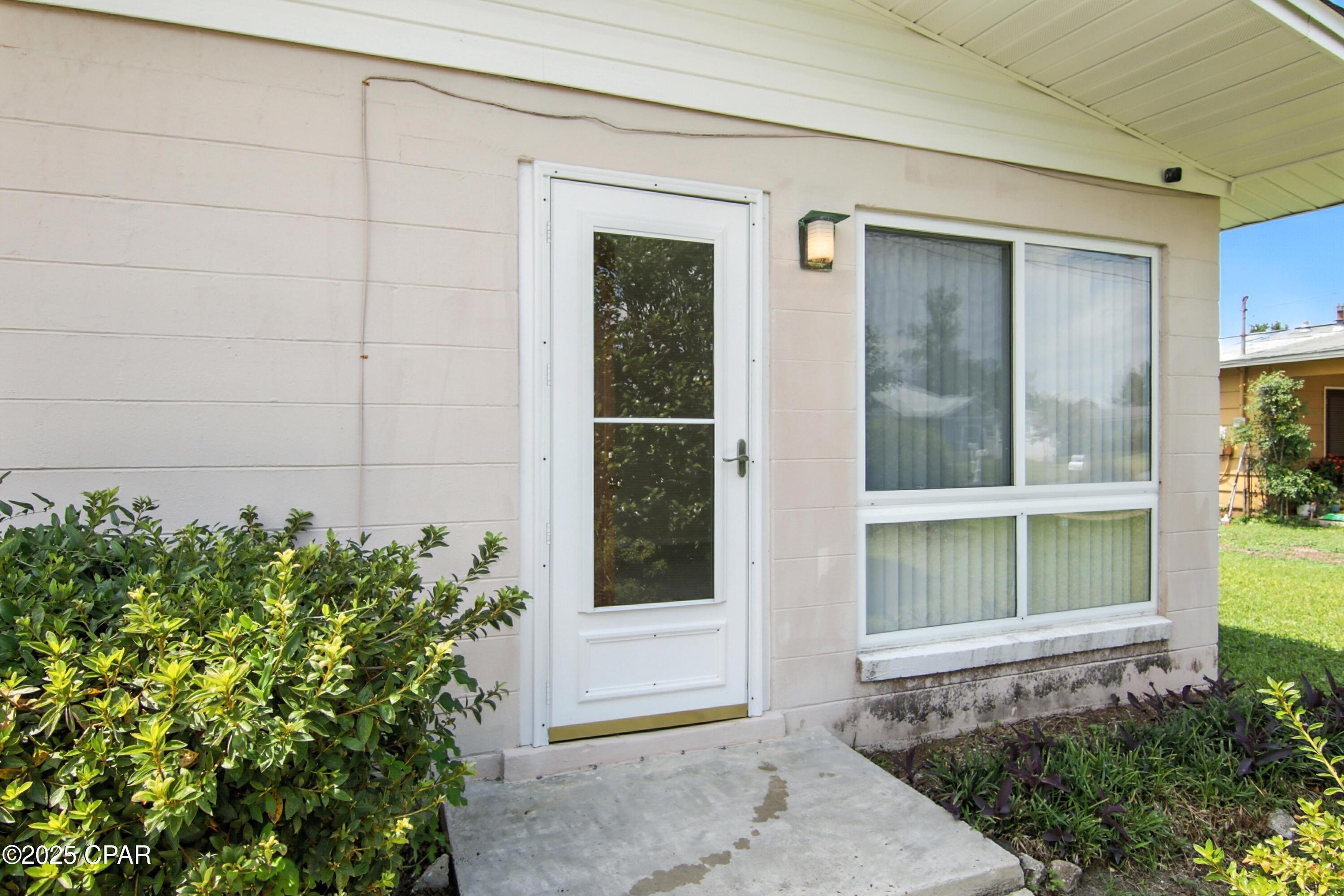 Property Photo:  1207 W 22nd Street  FL 32405 