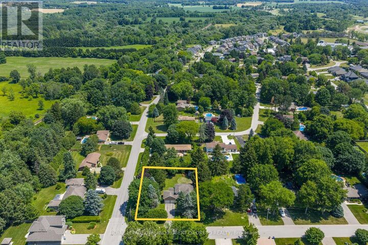 Property Photo: 223 Delaware Street North ON N0L 1R0