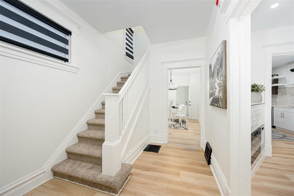 Property Photo: 535 Camden Place MB R3G 2V8