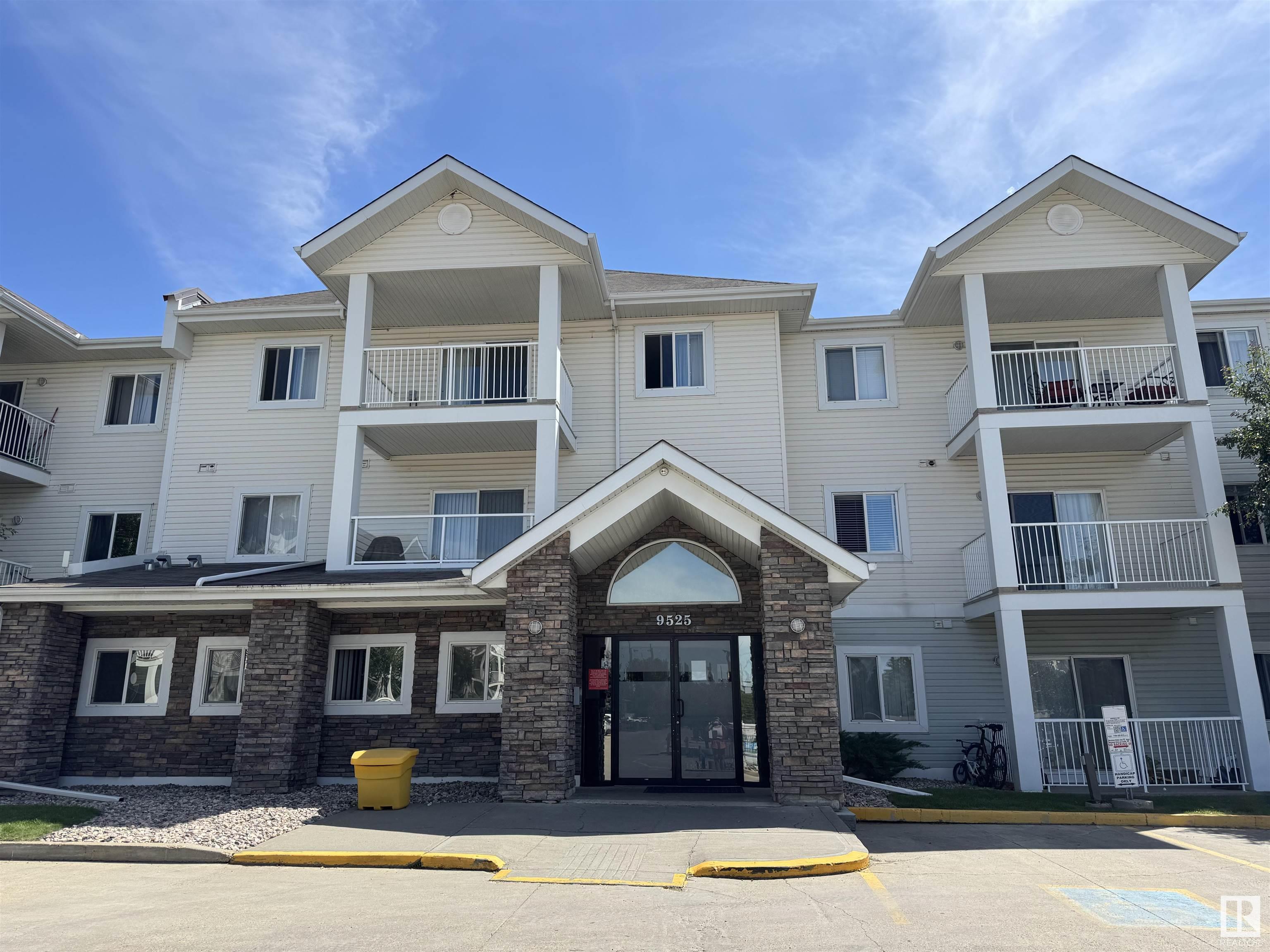 Property Photo: 9525 162 Avenue NW 316 AB T5Z 3V2
