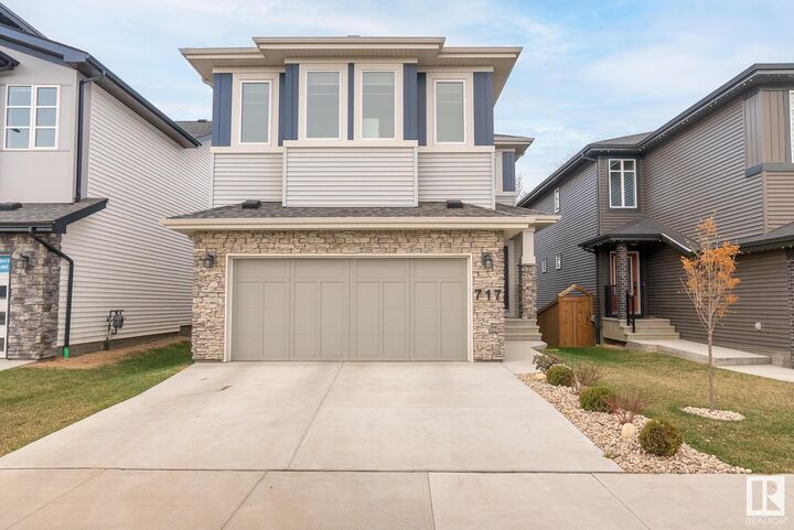 717 Kinglet Boulevard NW  Edmonton AB T5S 0N8 photo