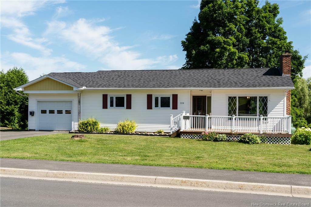 Photo de la propriété: 328 Macdonald Avenue NB E2V 1A7
