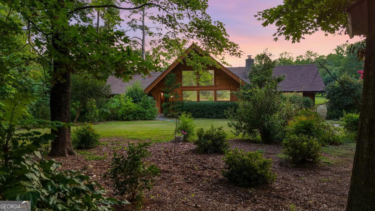 Property Photo: 75 Deerfield Road GA 30014