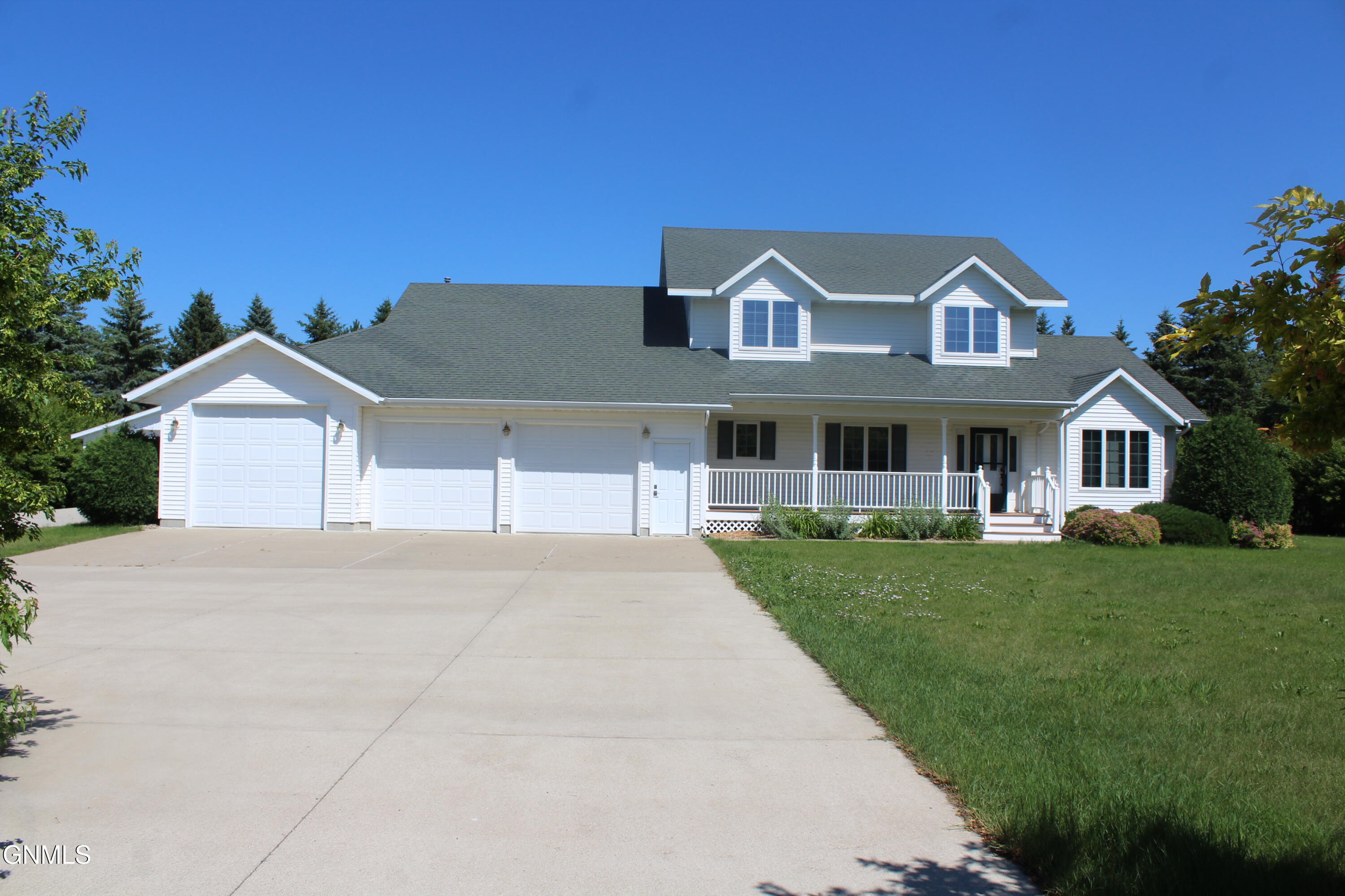 9601 Oak Drive  Bismarck ND 58503 photo