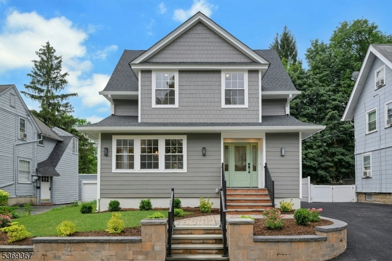 Property Photo: 6 Mountain Pl NJ 07043