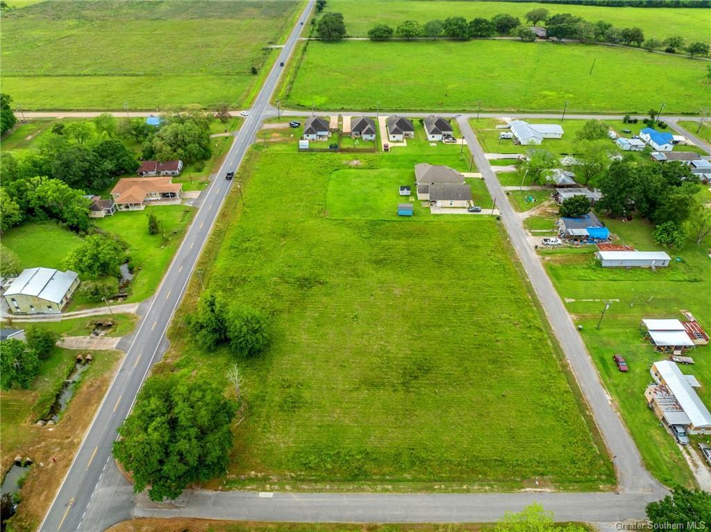 Property Photo:  0 Lot 17 S Simmons Street  LA 70591 