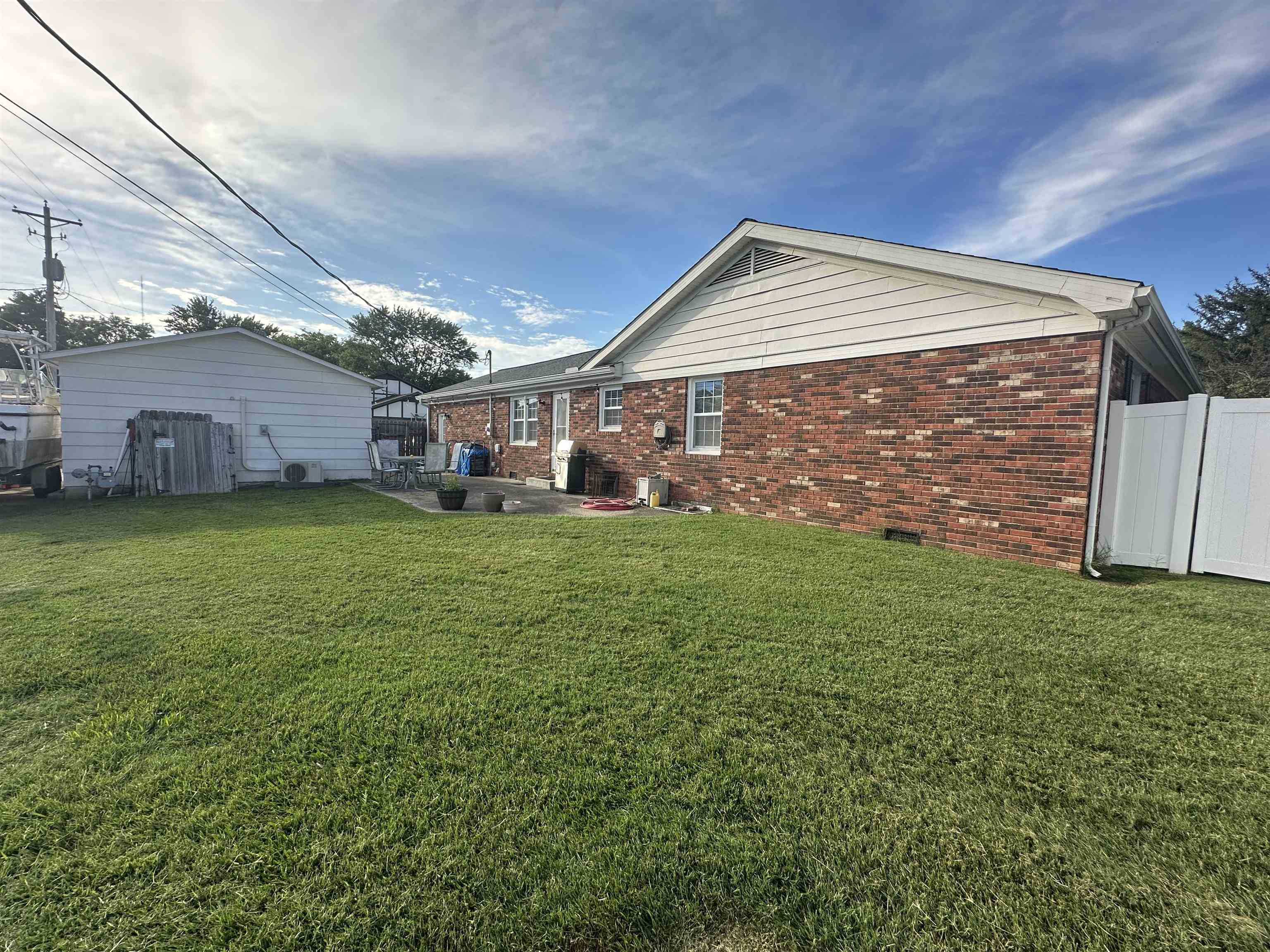 Property Photo: 1302 Glengary Way KY 42420