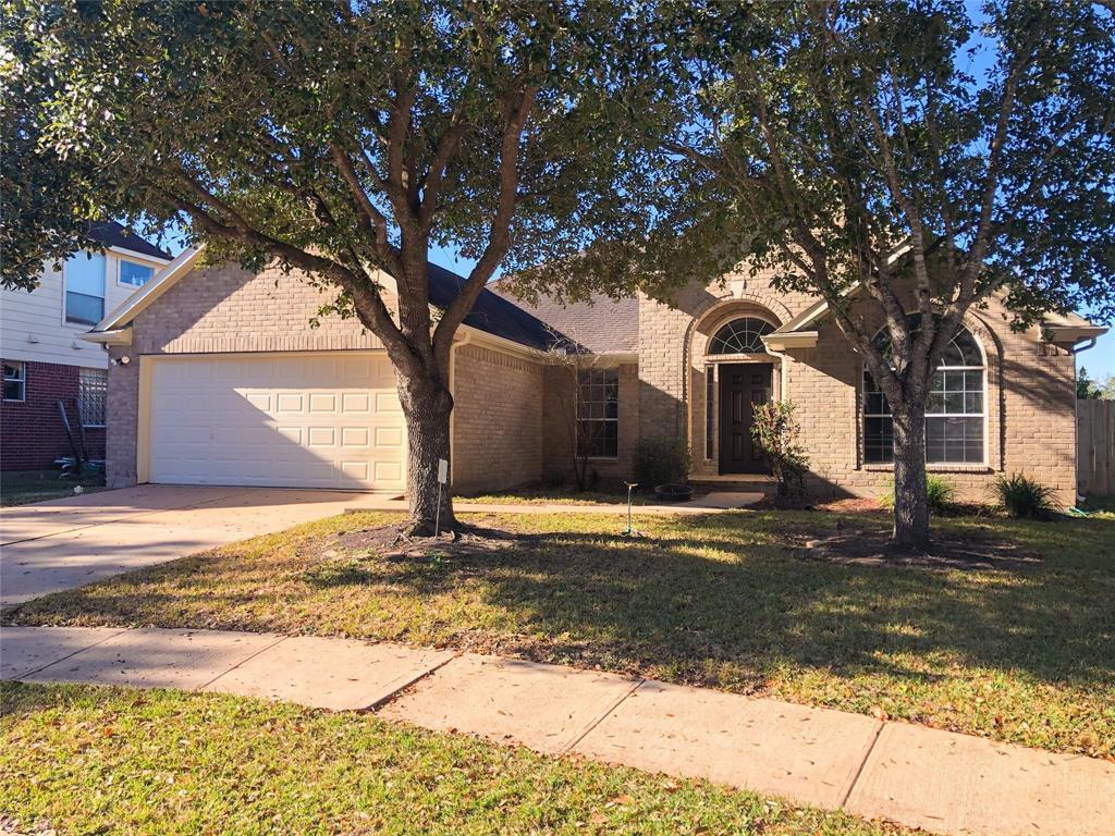 Property Photo: 4310 Mustang Crossing Court TX 77459