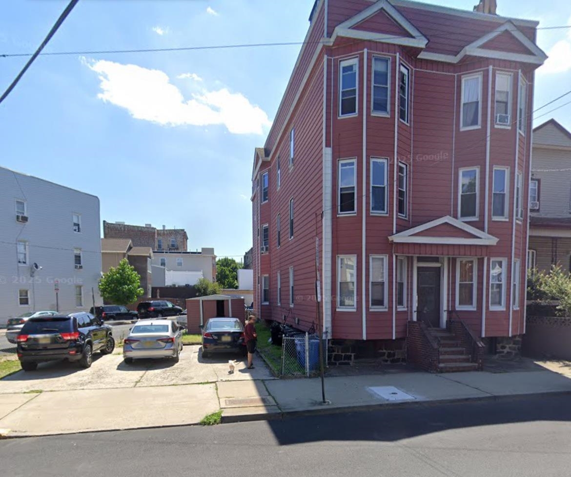 Property Photo: 54 Montrose Ave NJ 07307