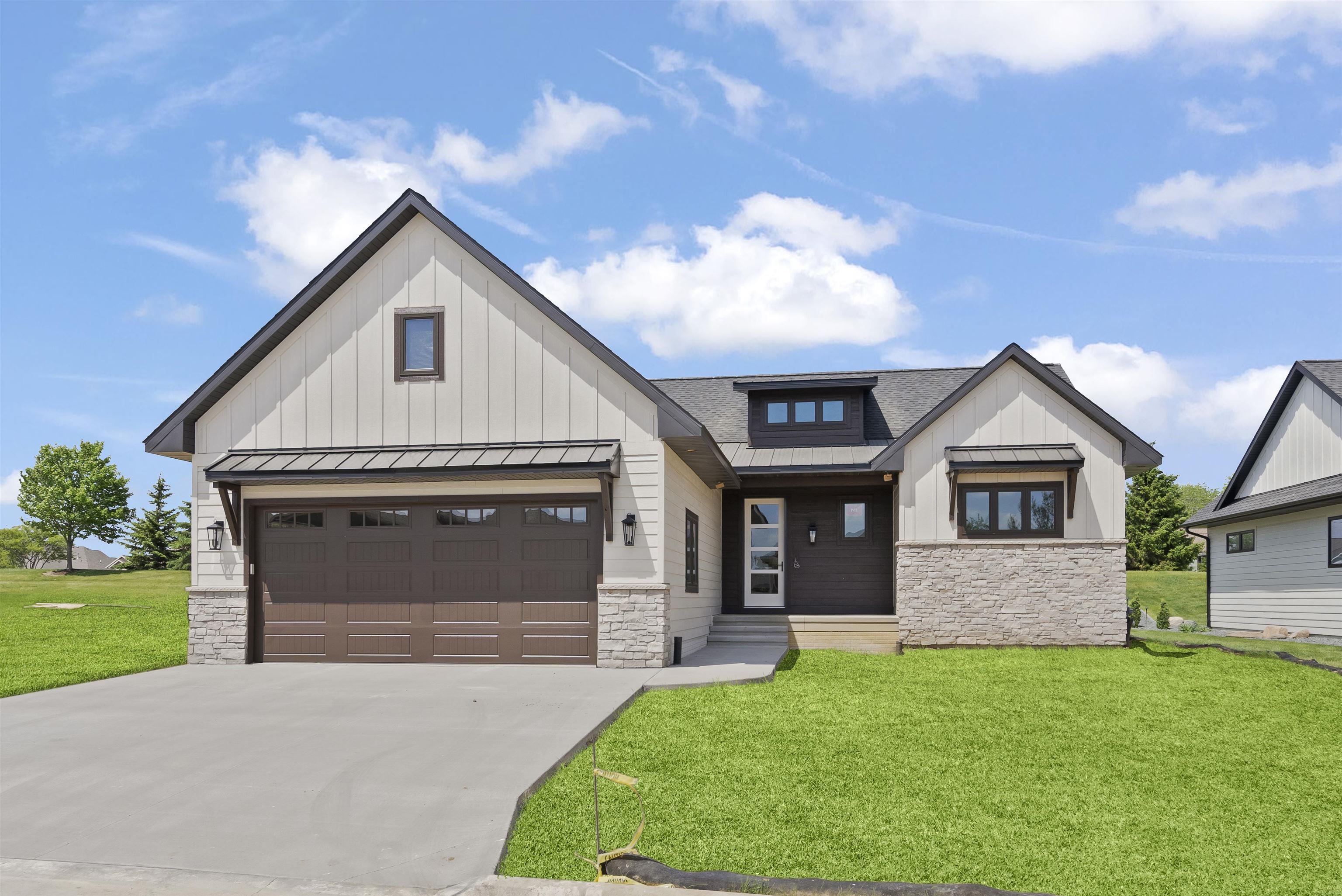 1820 Whispering Pines Circle  Cedar Falls IA 50613 photo