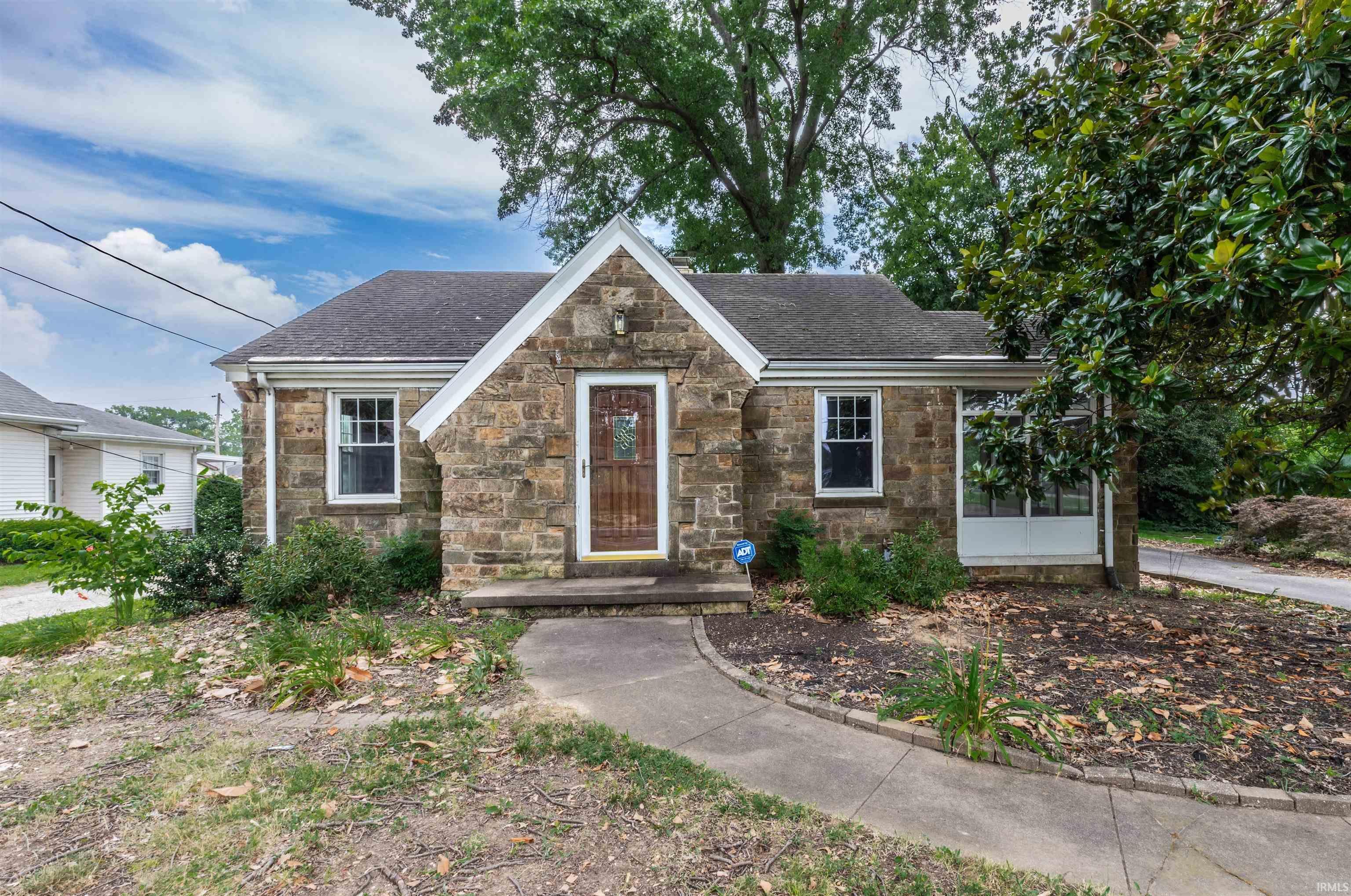1926 S Green River Road  Evansville IN 47715 photo