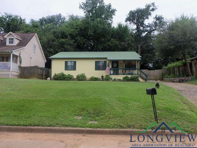 Property Photo: 710 Florey Street TX 75662