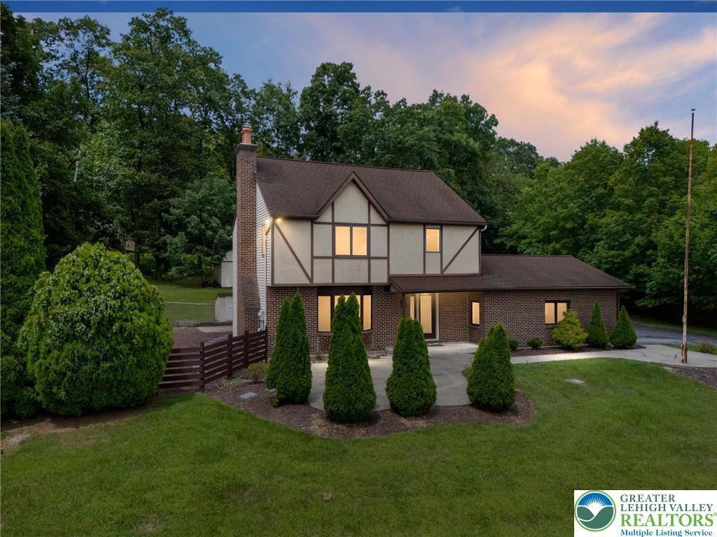 Property Photo: 6265 Venture Court PA 18080