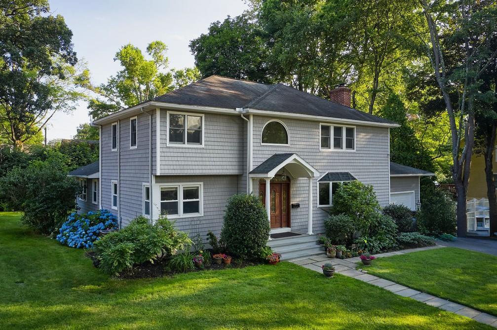 Property Photo: 39 Wood Avenue NY 10502