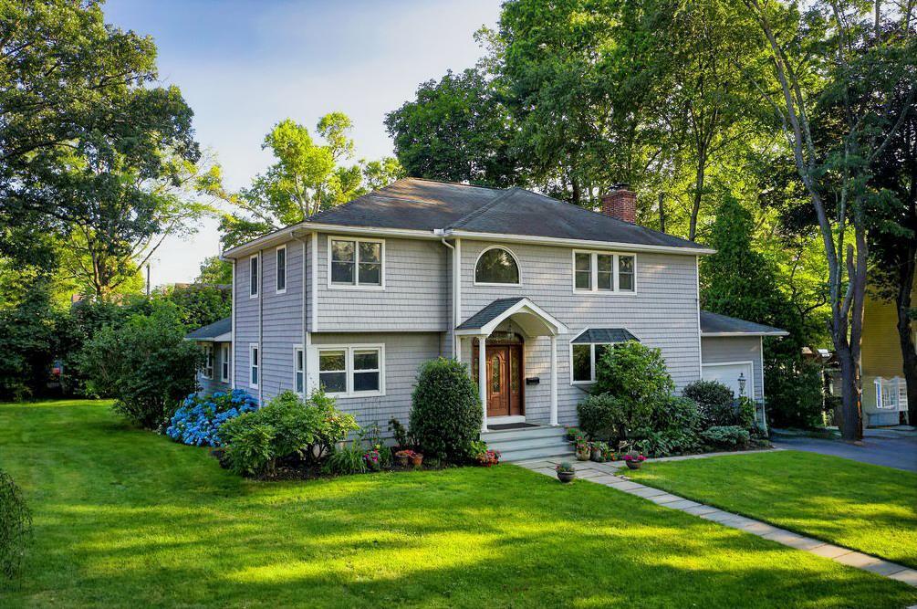 Property Photo: 39 Wood Avenue NY 10502