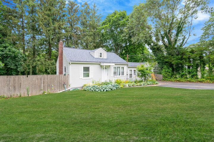 Property Photo:  11 Amityville Road  NY 11789 