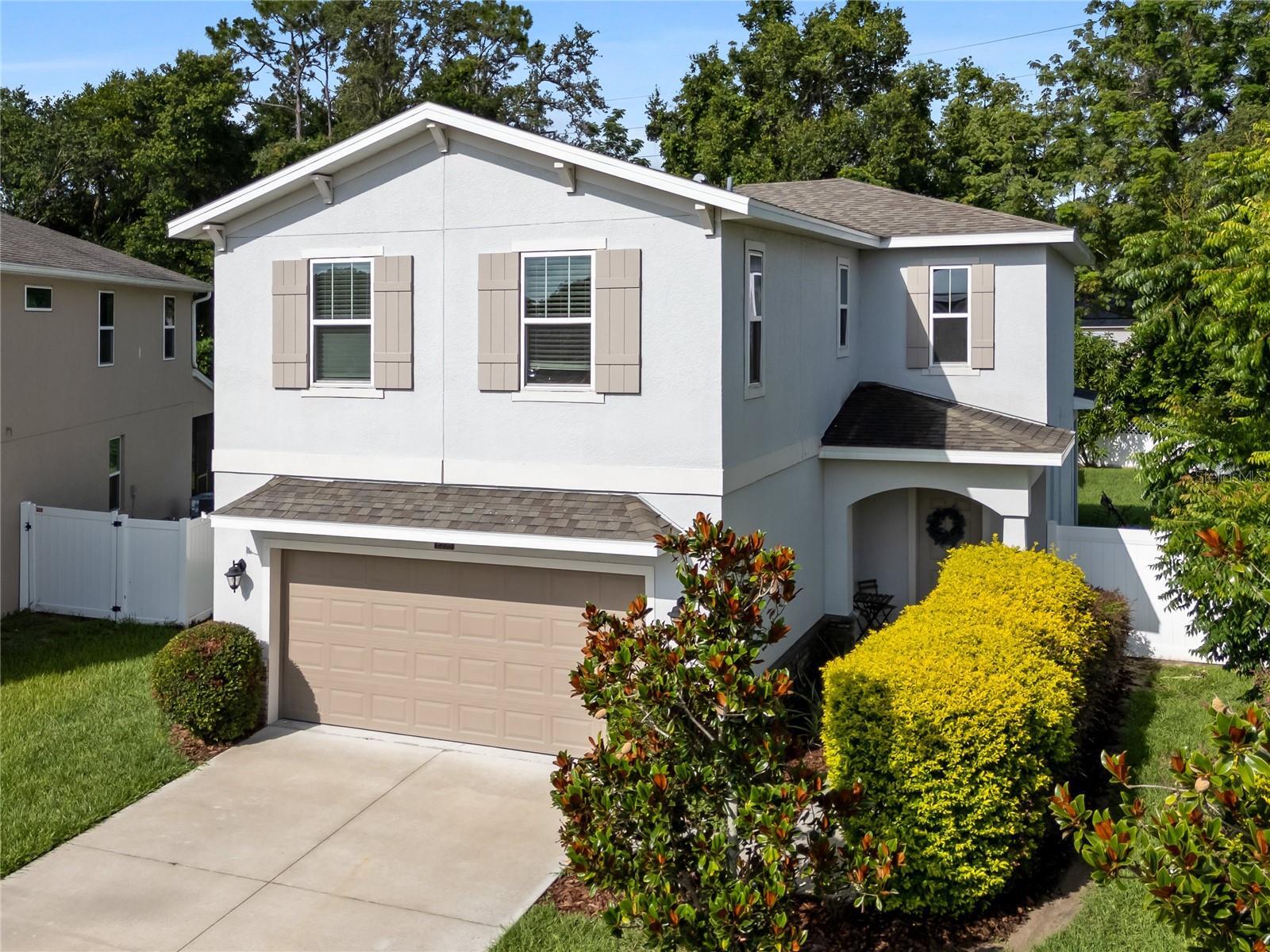 Property Photo:  2556 Ocoee Reserve Court  FL 34761 