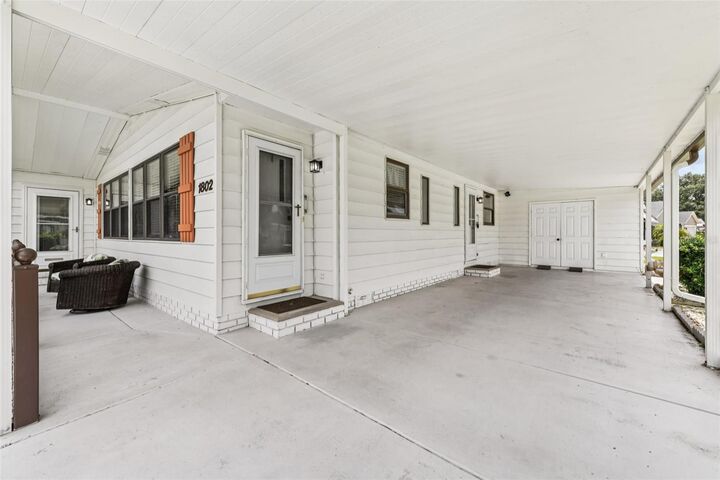 Property Photo:  1802 Petunia Lane  FL 32159 