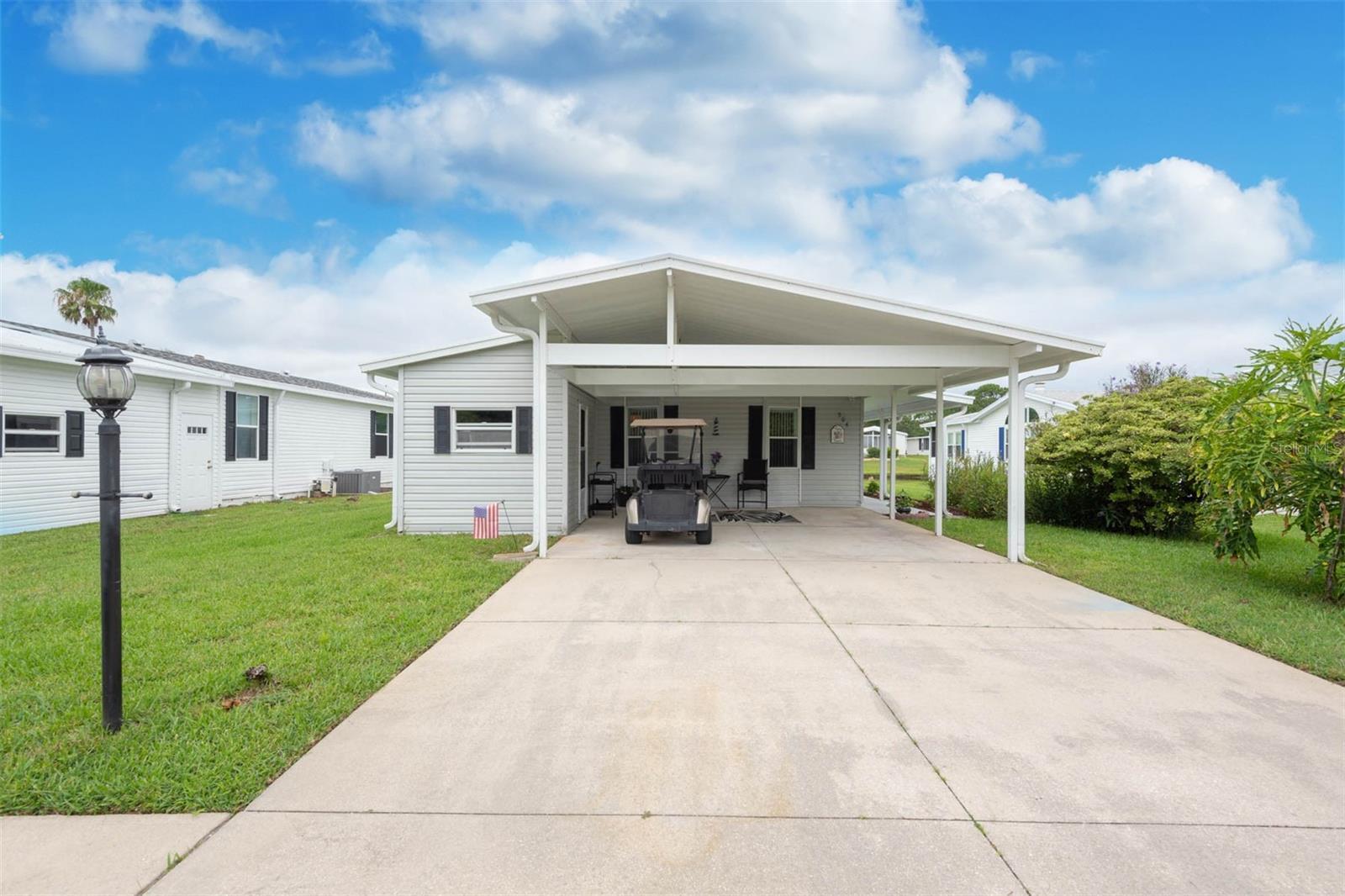 Property Photo: 504 Portside Lane FL 32141