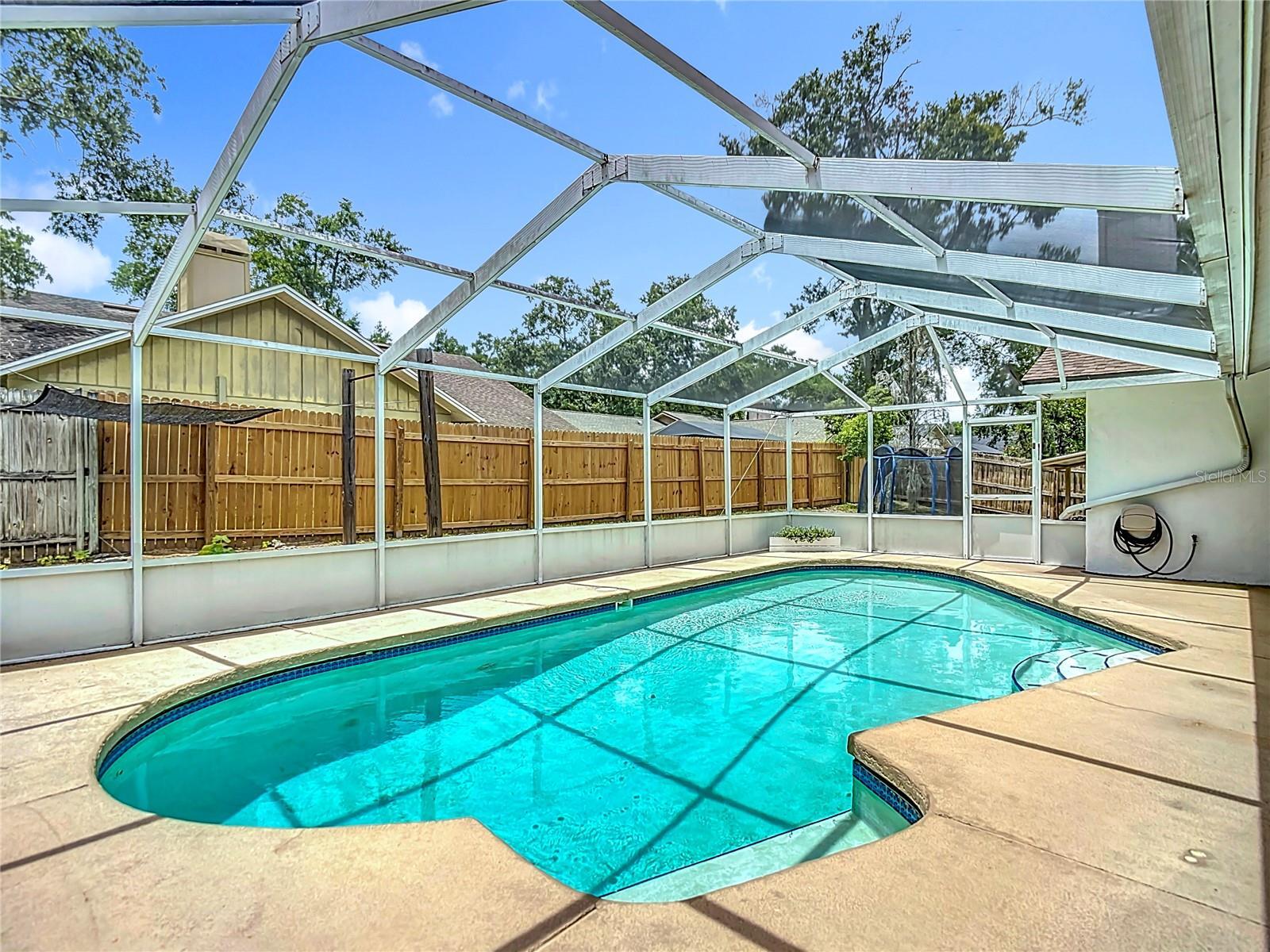 Property Photo: 2527 Arborwood Drive FL 33596