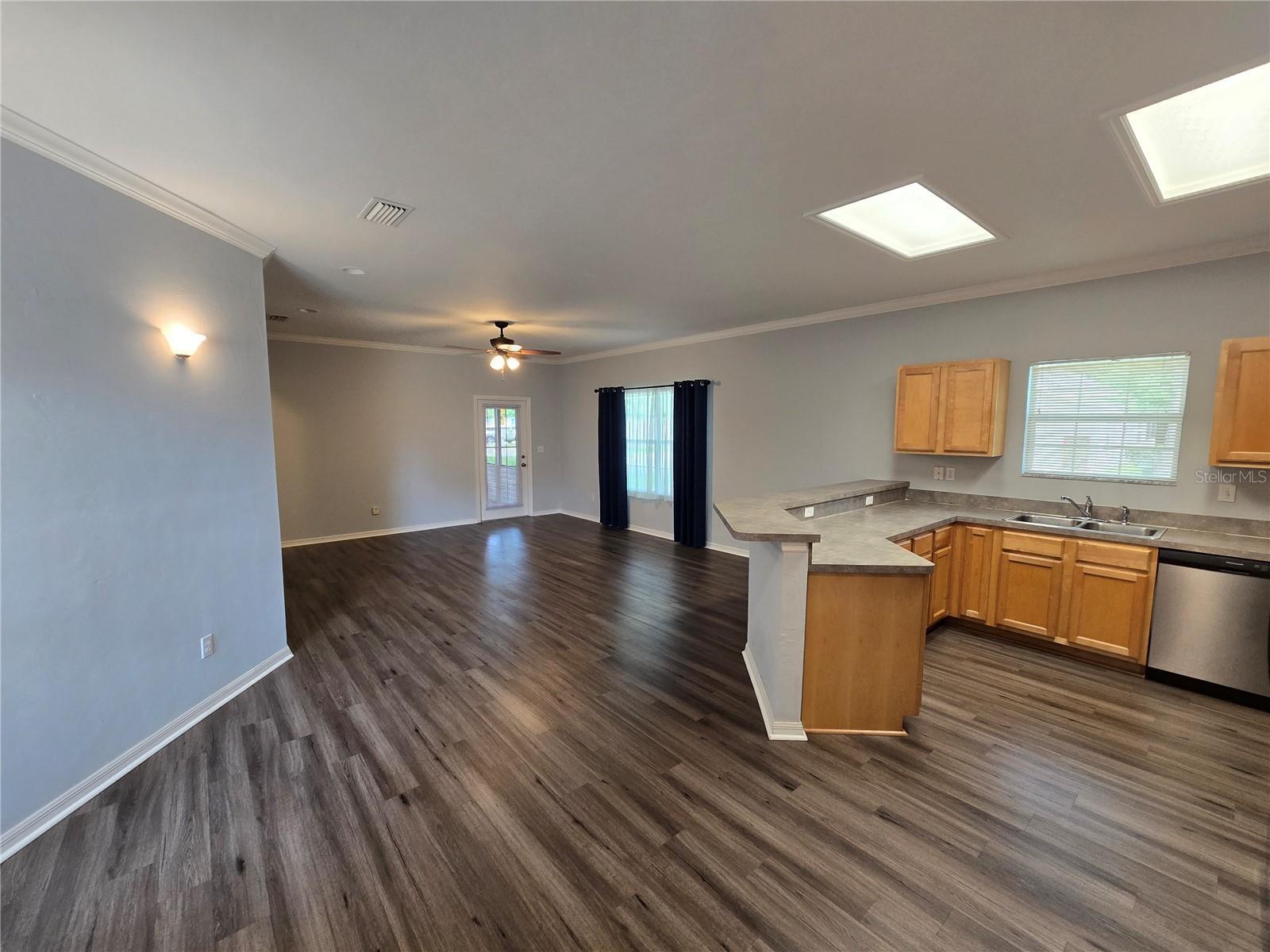 Property Photo: 7976 NW 48th Way FL 32653