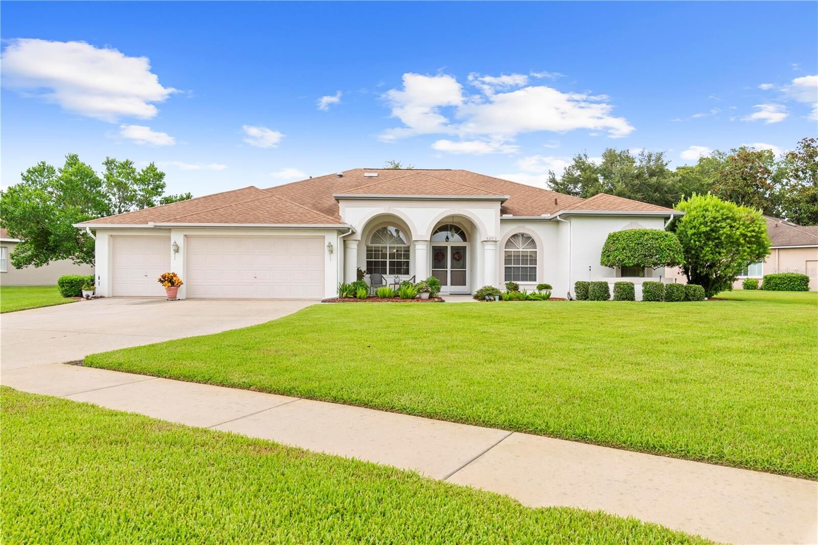 Property Photo:  5279 Secretariat Run  FL 34609 