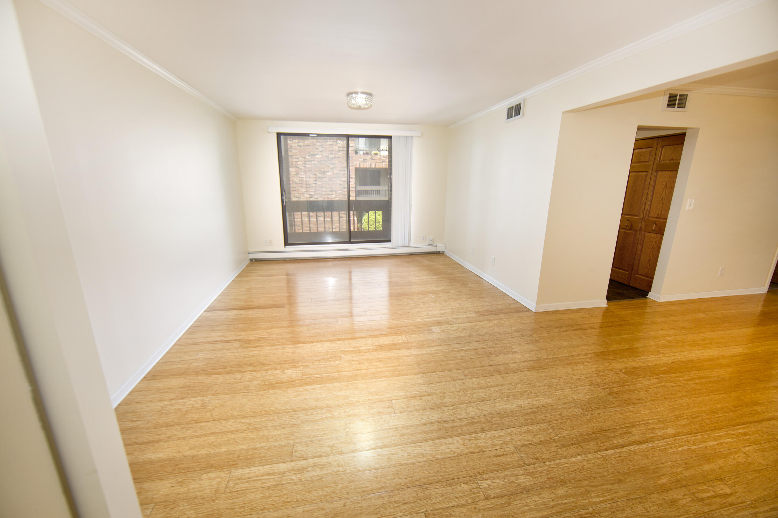 Property Photo: 2470 W Good Hope Rd 262 WI 53209