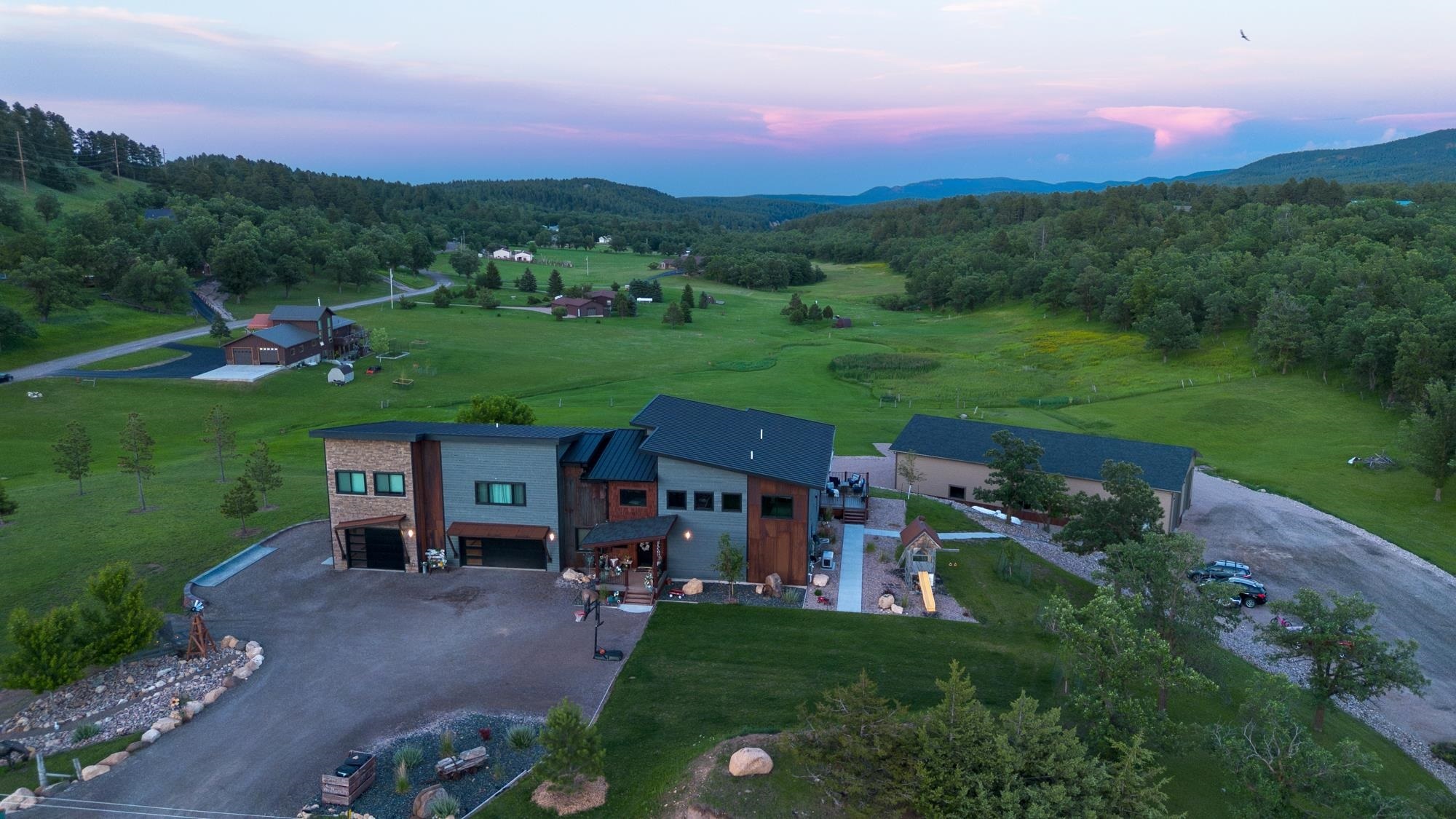 Property Photo: 20760 76 Ranch Road SD 57785