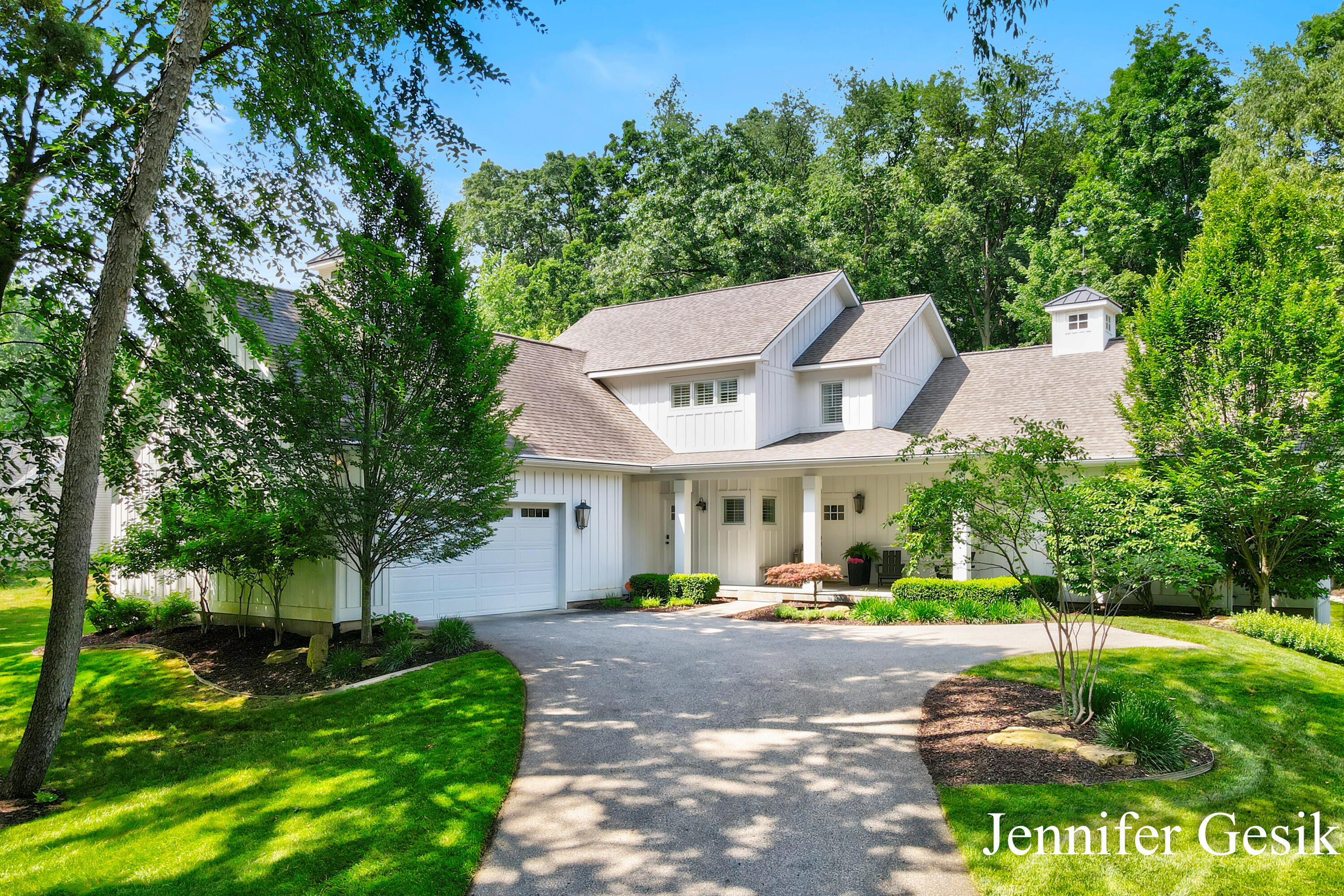1641 Thornapple River Drive SE  Grand Rapids MI 49546 photo