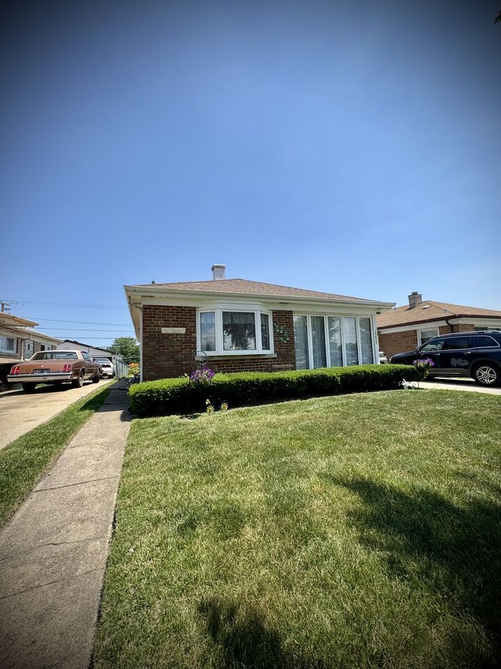 Property Photo: 15235 Cottage Grove Avenue IL 60419