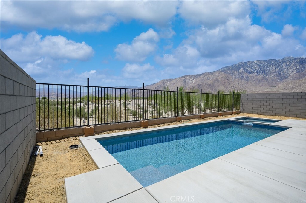 Property Photo:  193 Mustang Lane  CA 92262 